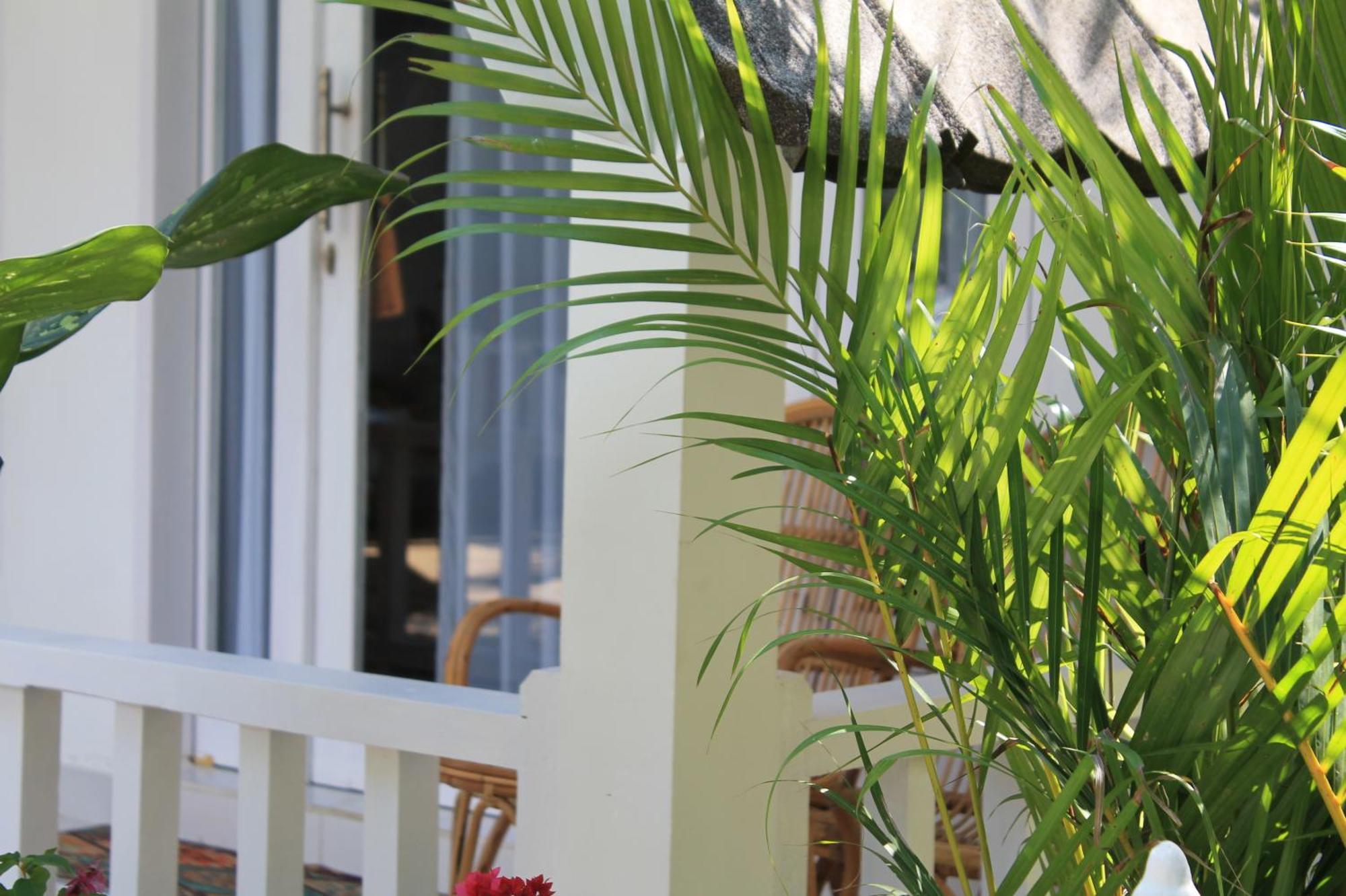 New Balengku Dua Hotel - Adults Only Gili Air Exterior photo