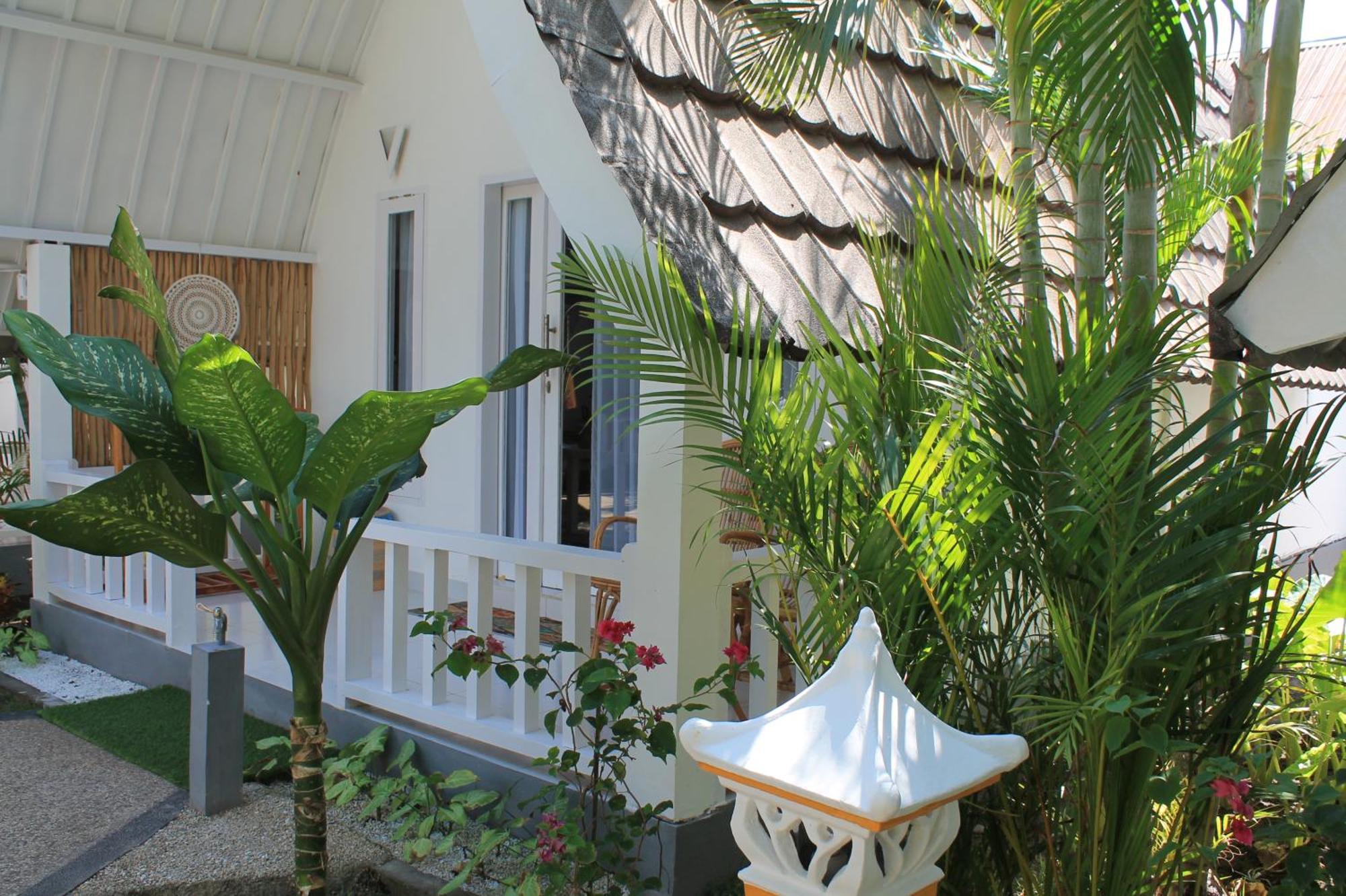 New Balengku Dua Hotel - Adults Only Gili Air Exterior photo