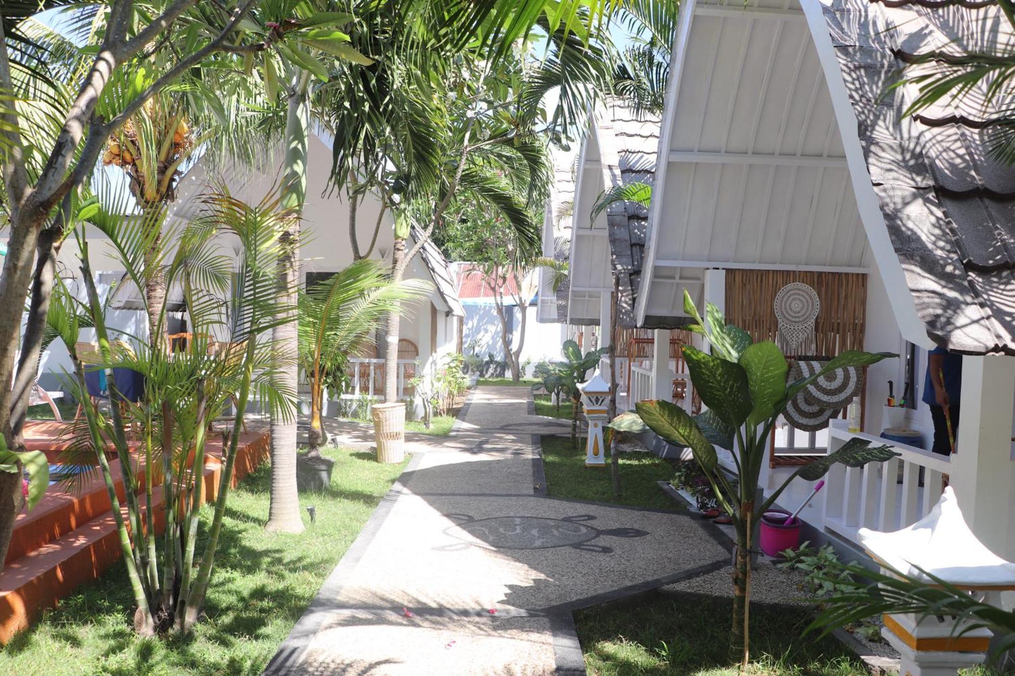 New Balengku Dua Hotel - Adults Only Gili Air Exterior photo